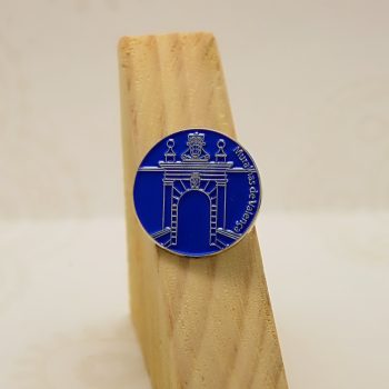 Pin Porta da Muralha